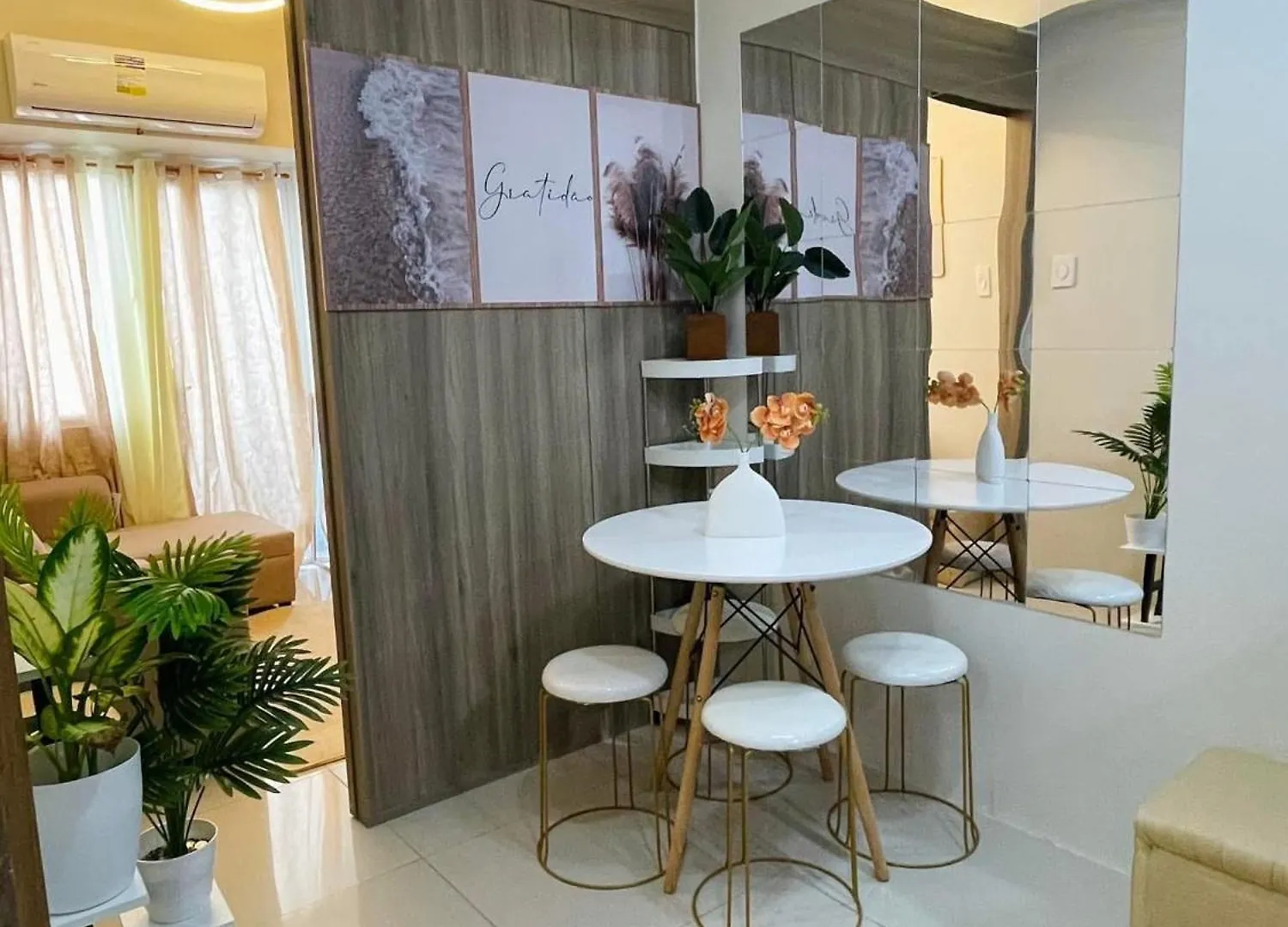 Field Residences King Elite Near Naia Arport Manila 0*,