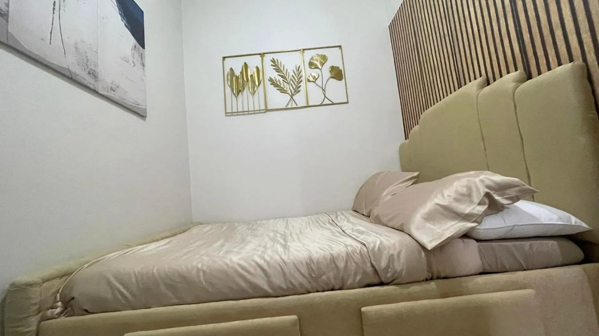 Field Residences King Elite Near Naia Arport Manila Apartment